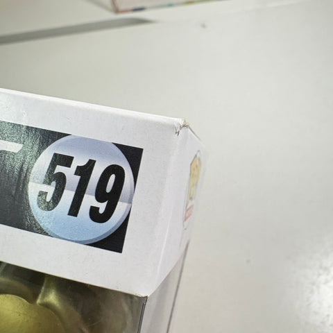 007 - Golden Girl with Goldfinger Funko Pop 519