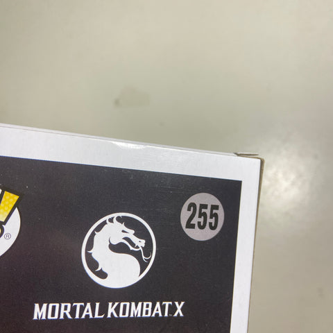 Mortal Kombat - Scorpion Funko Pop 255 Hot Topic Exclusive