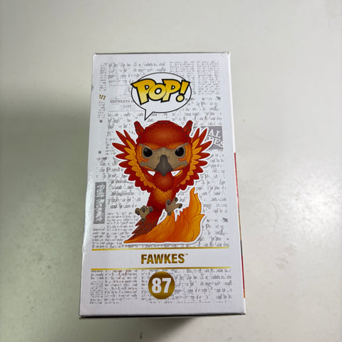 BOX FLAWS VIEW PHOTOS Fawkes - Harry Potter Fantastic Beasts Funko Pop 87 Vinyl Figure (11.4 Cm L × 8.9 Cm W × 15.9 Cm H)