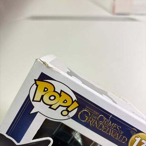 BOX FLAWS VIEW PHOTOS Thestral - Harry Potter Fantastic Beasts Funko Pop 17 Vinyl Figure (11.4 Cm L × 8.9 Cm W × 15.9 Cm H)