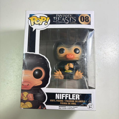 BOX FLAWS VIEW PHOTOS Niffler - Harry Potter Fantastic Beasts Funko Pop Vinyl Figure (11.4 Cm L × 8.9 Cm W × 15.9 Cm H)
