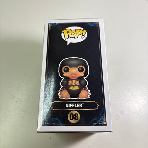 BOX FLAWS VIEW PHOTOS Niffler - Harry Potter Fantastic Beasts Funko Pop Vinyl Figure (11.4 Cm L × 8.9 Cm W × 15.9 Cm H)