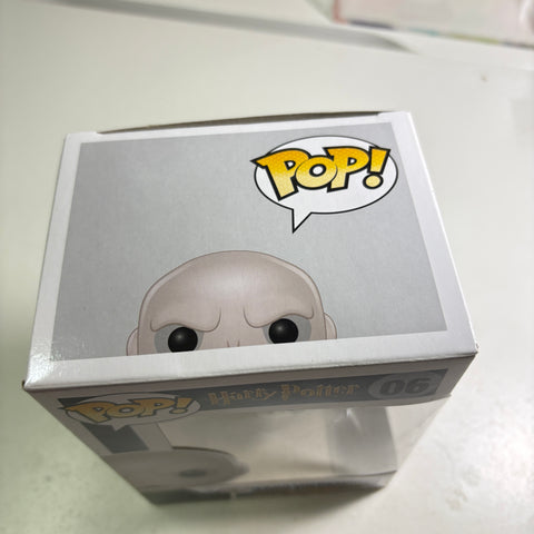 Lord Voldemort - Harry Potter Funko Pop 06 Vinyl Figure (11.4 Cm L × 8.9 Cm W × 15.9 Cm H)