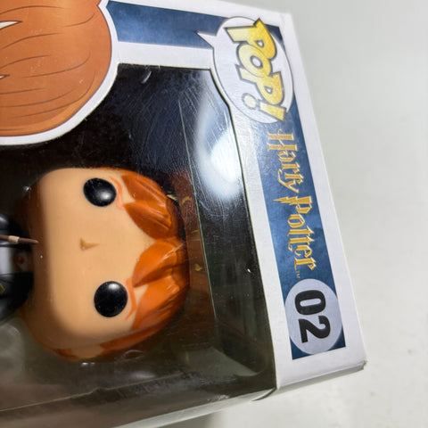 BOX FLAWS VIEW PHOTOS Ron Weasley - Harry Potter Funko Pop 02 Vinyl Figure (11.4 Cm L × 8.9 Cm W × 15.9 Cm H)