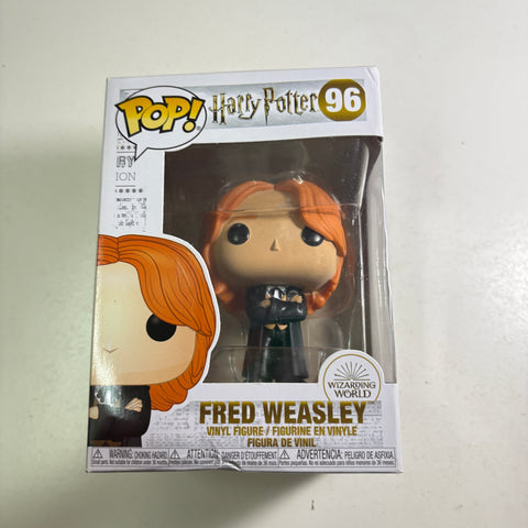 BOX DAMAGE VIEW PHOTOS Fred Weasley - Harry Potter Funko Pop 96 Vinyl Figure (11.4 Cm L × 8.9 Cm W × 15.9 Cm H)