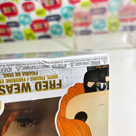 BOX DAMAGE VIEW PHOTOS Fred Weasley - Harry Potter Funko Pop 96 Vinyl Figure (11.4 Cm L × 8.9 Cm W × 15.9 Cm H)