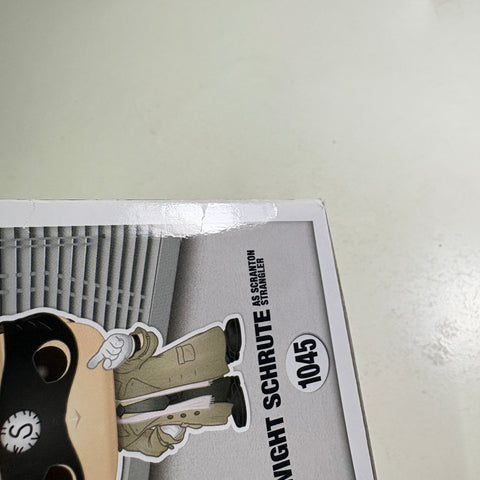 BOX FLAWS VIEW PHOTOS Dwight Schrute - The Office Funko Pop 1045 Vinyl Figure (11.4 Cm L × 8.9 Cm W × 15.9 Cm H)