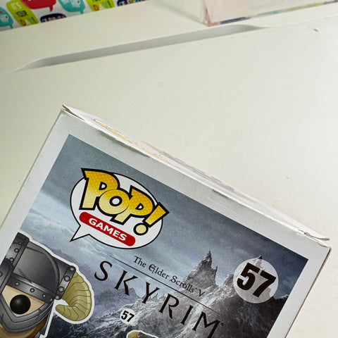 BOX FLAWS VIEW PHOTOS Dovahkiin - Skyrim Funko Pop 57 Vinyl Figure (11.4 Cm L × 8.9 Cm W × 15.9 Cm H)