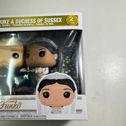 BOX FLAWS VIEW PHOTOS The Duke & Duchess of Sussex (Prince Harry & Meghan Markle) Funko Pop Royals 2-Pack Vinyl Figure (20.5 Cm L × 8.9 Cm W × 15.9 Cm H)