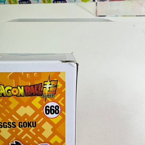 BOX FLAWS VIEW PHOTOS SSGSS Goku - Dragon Ball Z Funko Pop Vinyl Figure 668 Exclusive Anime