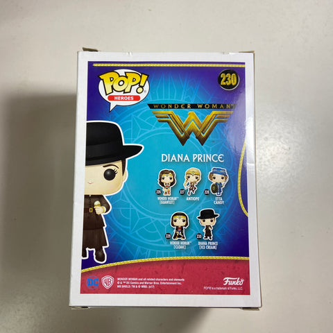 Wonder Woman (Diana Prince) - DC Funko Pop 230 Hot Topic Exclusive