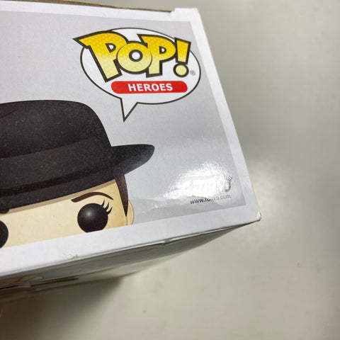 Wonder Woman (Diana Prince) - DC Funko Pop 230 Hot Topic Exclusive