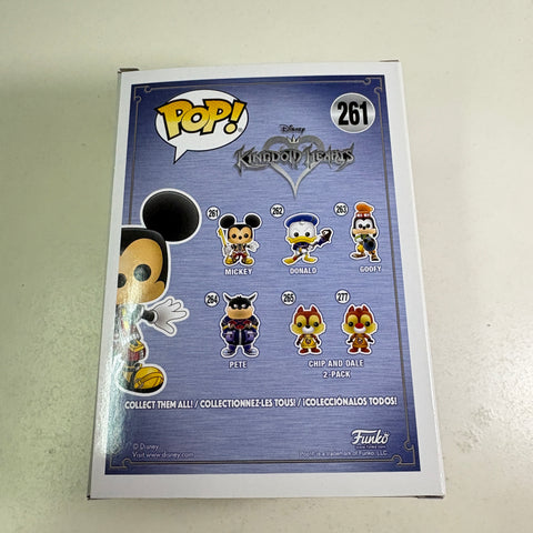 Mickey - Kingdom Hearts Disney Funko Pop 261 Vinyl Figure (11.4 Cm L × 8.9 Cm W × 15.9 Cm H)