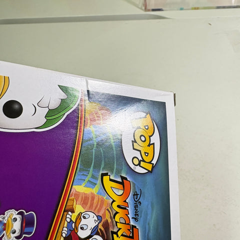 BOX FLAW VIEW PHOTOS Louie - Ducktales Disney Funko Pop 309 Vinyl Figure (11.4 Cm L × 8.9 Cm W × 15.9 Cm H)
