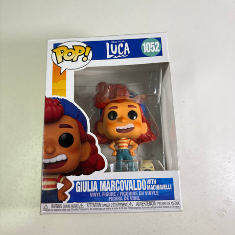 Giulia Marcovaldo with Machiavelli - Luca Disney Funko Pop 1052 Vinyl Figure (11.4 Cm L × 8.9 Cm W × 15.9 Cm H)