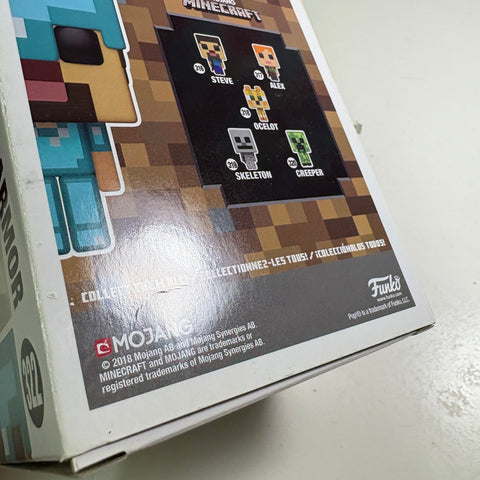 Minecraft - Steve in Diamond Armor Funko Pop 322 Gamestop Exclusive