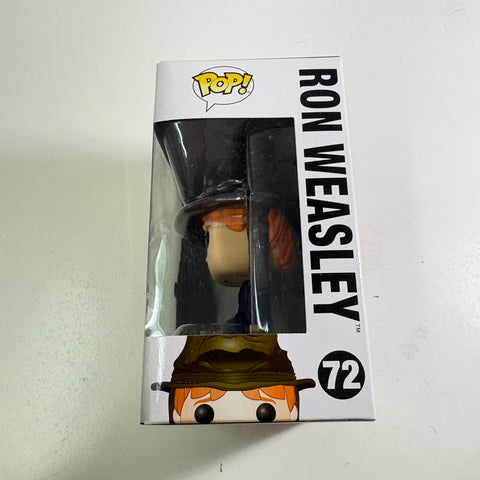 BOX FLAW VIEW PHOTOS Ron Weasley with Sorting Hat - Harry Potter Funko Pop Vinyl Figure 72 Exclusive