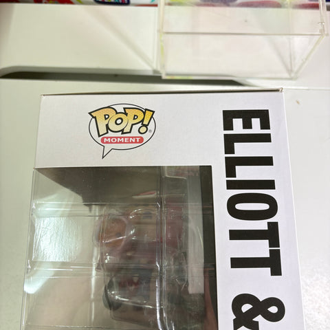 Elliott & E.T. - E.T. The Extra-Terrestrial Funko Pop 1259 Vinyl Figure GLOW