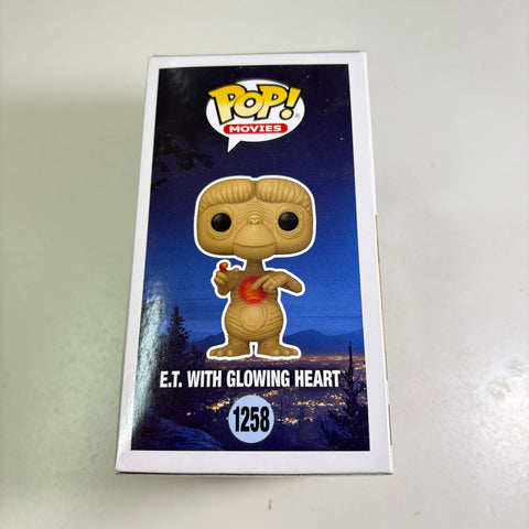 E.T. The Extra-Terrestrial - E.T. with Glowing Heart Funko Pop 1258