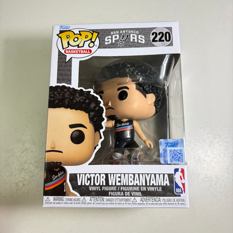 Victor Wembanyama - NBA Basketball Funko Pop 220 Vinyl Figure Exclusive (15.9 × 11.4 × 8.9)