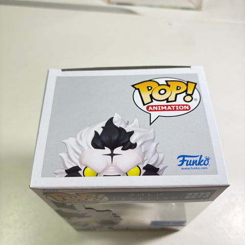 FLOCKED CHASE Baek Yoonho Silvermane - Solo Leveling Funko Pop 2273 Vinyl Figure (15.9 × 11.4 × 8.9)