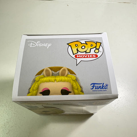 Mrs. Cratchit - Muppets Funko Pop 1454 Disney Vinyl Figure (11.4 Cm L × 8.9 Cm W × 15.9 Cm H) (Copy)