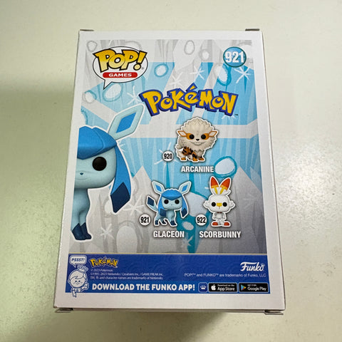 Glaceon FLOCKED - Pokemon Funko Pop 921 Vinyl Figure (11.4 Cm L × 8.9 Cm W × 15.9 Cm H)