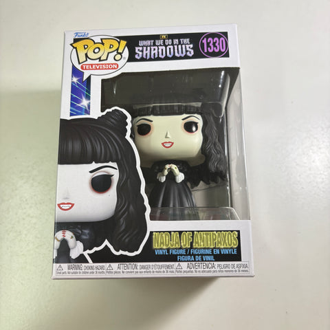 Nadja of Antipaxos - What We Do in The Shadows Funko Pop 1330 Vinyl Figure (11.4 Cm L × 8.9 Cm W × 15.9 Cm H)