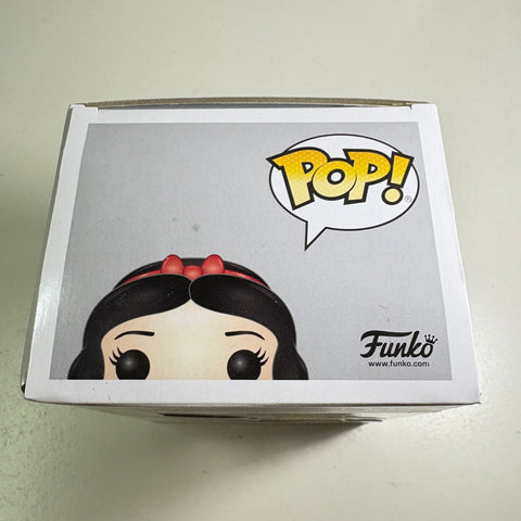 Snow White (Diamond) - Disney Funko Pop 350 Hot Topic Exclusive