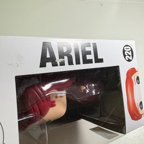 The Little Mermaid - Ariel Disney Funko Pop 220 Hot Topic Exclusive