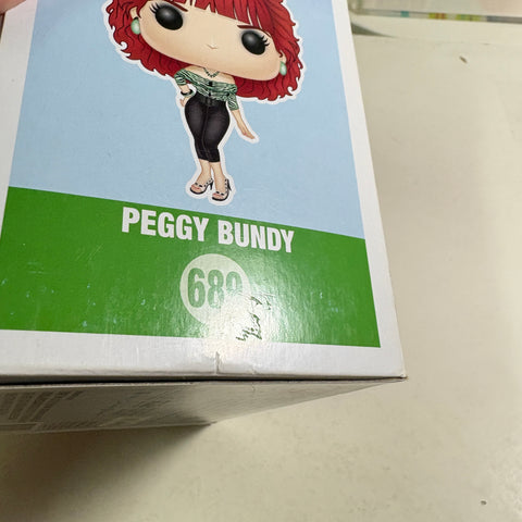 BOX FLAWS VIEW PHOTOS Peggy Bundy - Married with Children Funko Pop 689 Vinyl Figure (11.4 Cm L × 8.9 Cm W × 15.9 Cm H)
