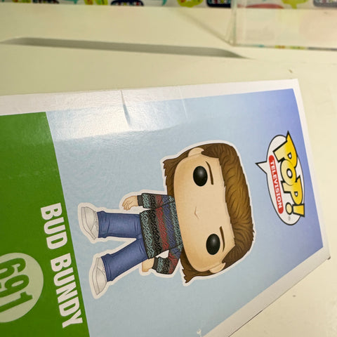 BOX FLAWS VIEW PHOTOS Bud Bundy - Married with Children Funko Pop 691 Vinyl Figure (11.4 Cm L × 8.9 Cm W × 15.9 Cm H)