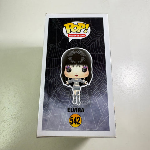 Elvira Mistress of The Dark Funko Pop 542 Exclusive (11.4 Cm L × 8.9 Cm W × 15.9 Cm H)