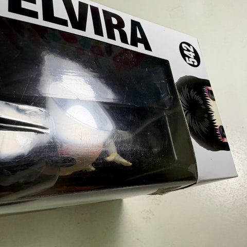 Elvira Mistress of The Dark Funko Pop 542 Exclusive (11.4 Cm L × 8.9 Cm W × 15.9 Cm H)