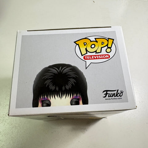 Elvira Mistress of The Dark Funko Pop 542 Exclusive (11.4 Cm L × 8.9 Cm W × 15.9 Cm H)