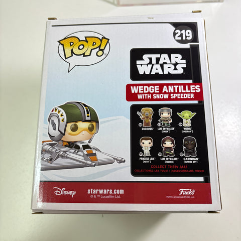 BOX FLAWS VIEW PHOTOS Wedge Antilles with Snow Speeder - Star Wars Funko Pop 219 Exclusive (22.8 Cm L × 16.5 Cm W × 14 Cm H)