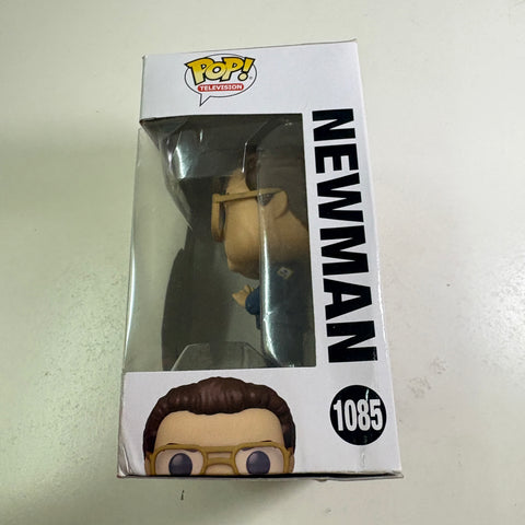 SEVERE BOX DAMAGE VIEW PHOTOS Newman  - Seinfeld Funko Pop 1085 (11.4 Cm L × 8.9 Cm W × 15.9 Cm H) (Copy)