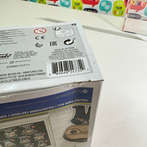 SEVERE BOX DAMAGE VIEW PHOTOS Newman  - Seinfeld Funko Pop 1085 (11.4 Cm L × 8.9 Cm W × 15.9 Cm H) (Copy)