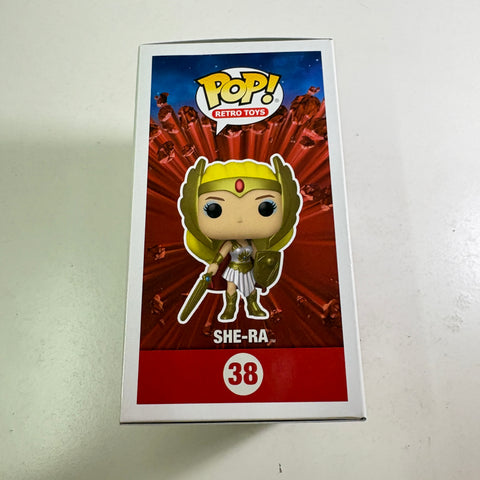 She-ra - Masters of the Universe Funko Pop 38 Vinyl Figure (11.4 Cm L × 8.9 Cm W × 15.9 Cm H)