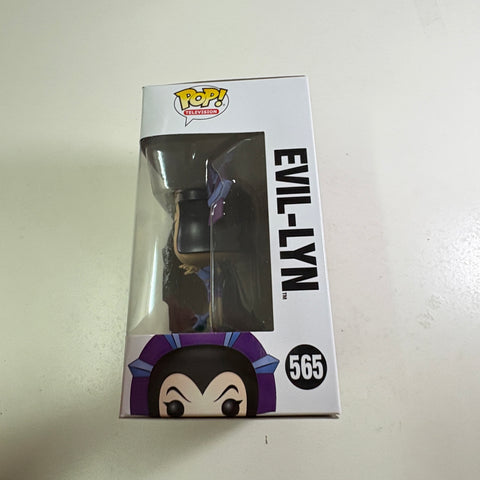 Evil-Lyn - Masters of the Universe Funko Pop 565 Vinyl Figure (11.4 Cm L × 8.9 Cm W × 15.9 Cm H)