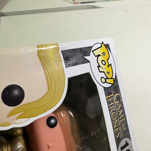 SEVERE BOX DAMAGE VIEW PHOTOS Jaime Lannister- Game of Thrones Funko Pop 10 Vinyl Figure (11.4 Cm L × 8.9 Cm W × 15.9 Cm H)