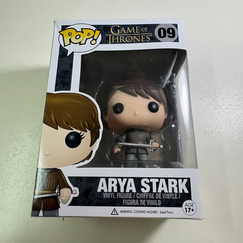 BOX FLAWS VIEW PHOTOS Arya Stark- Game of Thrones Funko Pop 09 Vinyl Figure (11.4 Cm L × 8.9 Cm W × 15.9 Cm H)