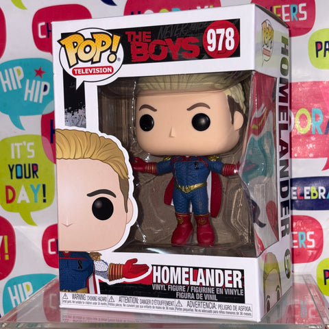BOX DAMAGE VIEW PHOTOS Homelander- The Boys Funko Pop 978 Vinyl Figure  (11.4 Cm L × 8.9 Cm W × 15.9 Cm H)