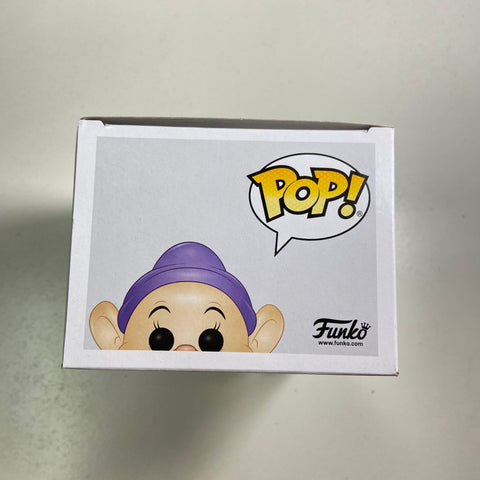 Snow White - Dopey Chase Funko Pop 340