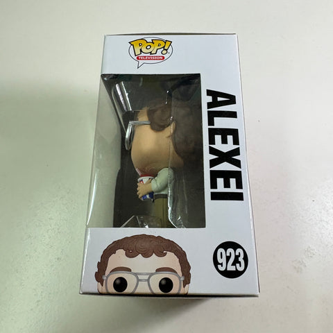 Alexei - Stranger Things Funko Pop 923 Vinyl Figure (11.4 Cm L × 8.9 Cm W × 15.9 Cm H)