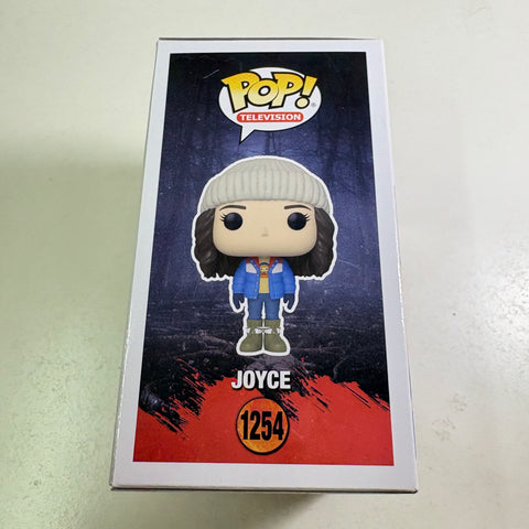 Joyce - Stranger Things Funko Pop 1254 Vinyl Figure (11.4 Cm L × 8.9 Cm W × 15.9 Cm H)