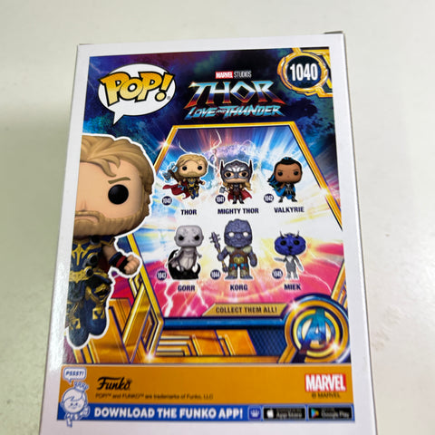 Thor - Marvel Funko Pop 1040 Vinyl Figure (11.4 Cm L × 8.9 Cm W × 15.9 Cm H)