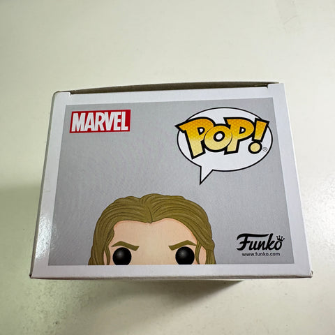 Thor - Marvel Funko Pop 246 Vinyl Figure (11.4 Cm L × 8.9 Cm W × 15.9 Cm H)