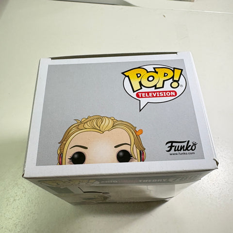 Penny - The Big Bang Theory Funko Pop 780 Vinyl Figure (11.4 Cm L × 8.9 Cm W × 15.9 Cm H)