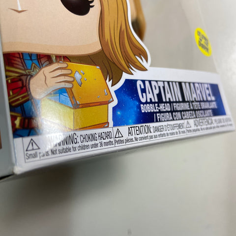 Captain Marvel (Glow) - Marvel Funko Pop 444